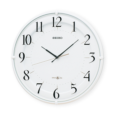 流れるような運針の「スイープ秒針」